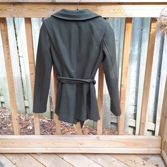 Aritzia Babaton olive green tailored coat - Picture 2 of 3